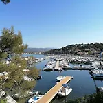Apartment 3 Min A Pieds & 200 M De La Grande Des Lecques - Terrasse Et Jardin - Fabuleux T2 - Carre D'or