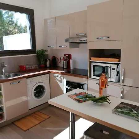 Fabuleux T2 Les Lecques - Carre D'or - Terrasse & Jardin - 250m 公寓 滨海圣西尔