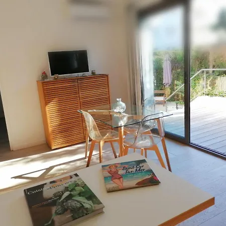 Fabuleux T2 Les Lecques - Carre D'or - Terrasse & Jardin - 250m 滨海圣西尔
