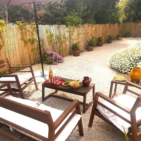 3 Min A Pieds & 200 M De La Grande Des Lecques - Terrasse Et Jardin - Fabuleux T2 - Carre D'or
