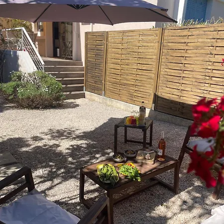 Fabuleux T2 Les Lecques - Carre D'or - Terrasse & Jardin - 250m 公寓 *