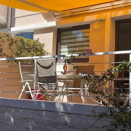 Fabuleux T2 Les Lecques - Carre D'or - Terrasse & Jardin - 250m 滨海圣西尔